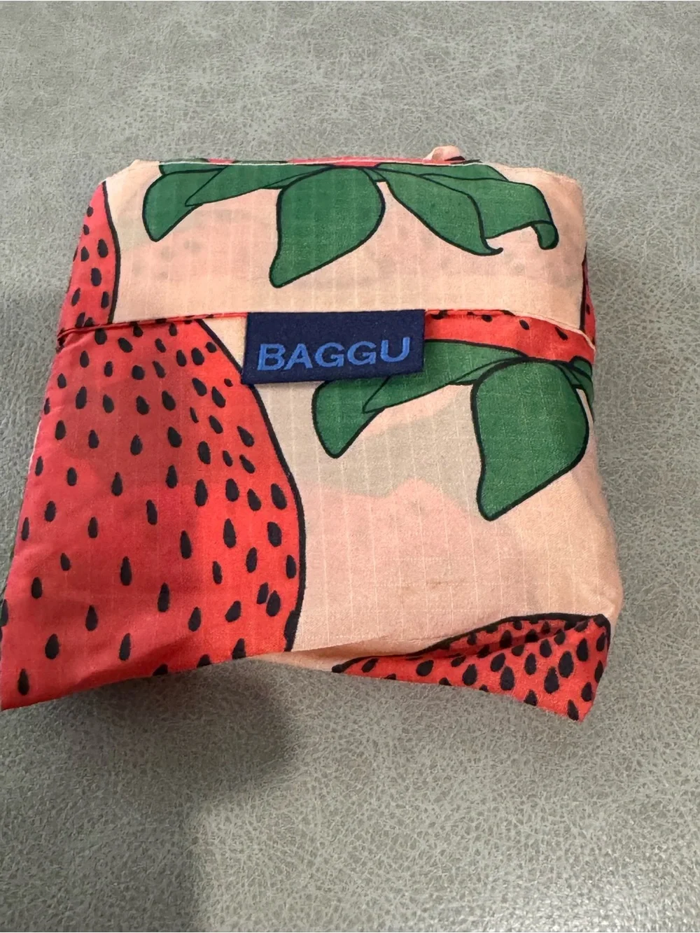 BAGGU Strawberry Print Tote in Pink and Green
